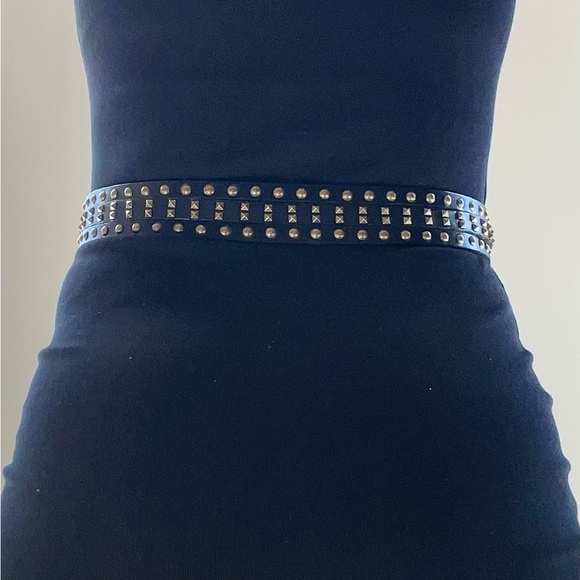 Studded 3 strand distressed leather belt - Picture 8 of 8